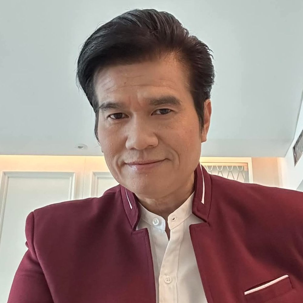 Duangjan Malai - Thai entertainment personnel