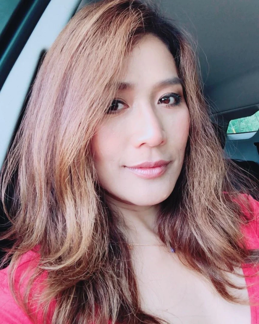 Namfon Komolthiti - Thai entertainment personnel