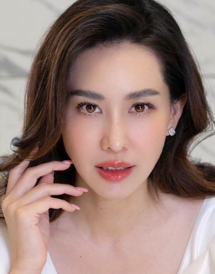 Nui Sujira Arunpipat - Thai entertainment personnel
