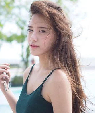 Pan Pinyada Pinyakamolchart - Thai entertainment personnel