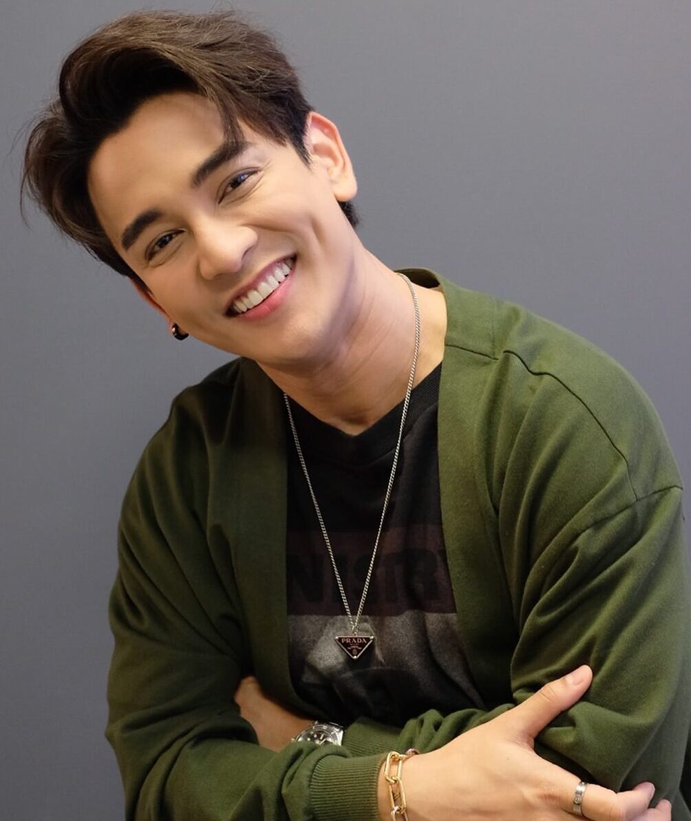 Gun Napat Injaieua - Thai entertainment personnel